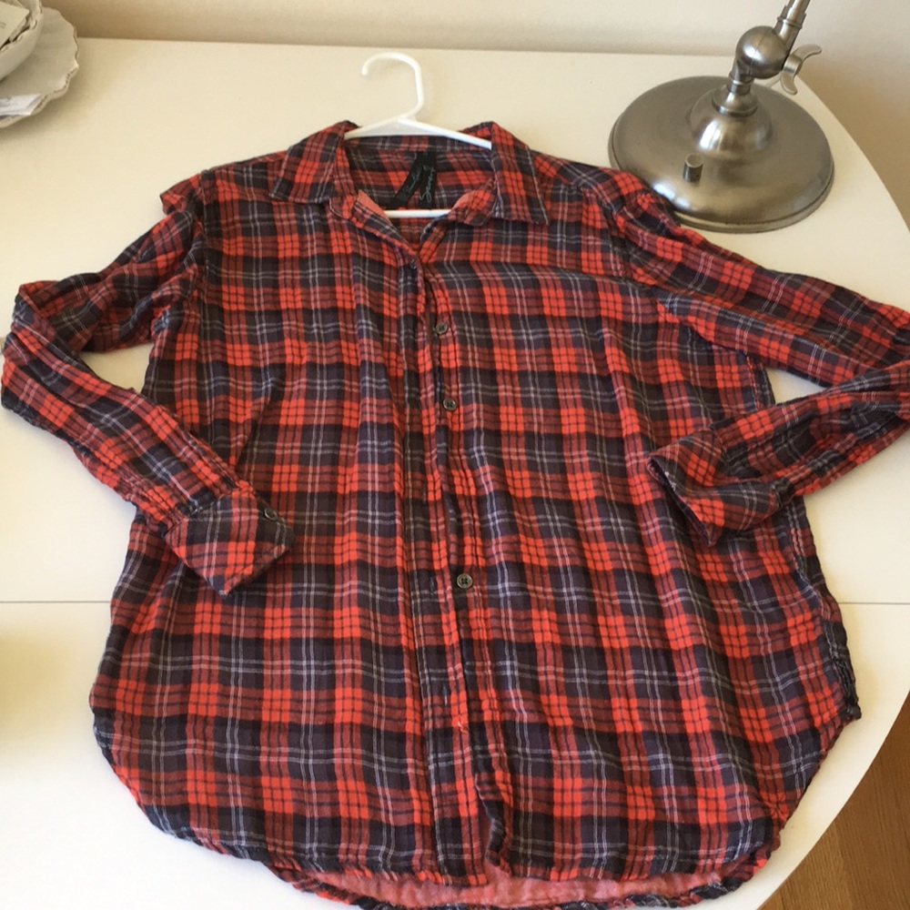FINAL PRICE! worn once! Seven7 plaid button down